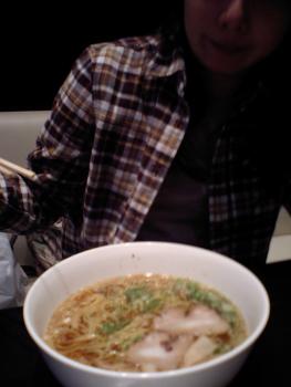 ファイル名: CA340025.jpg
ファイルサイズ: 12.2KB CA340025